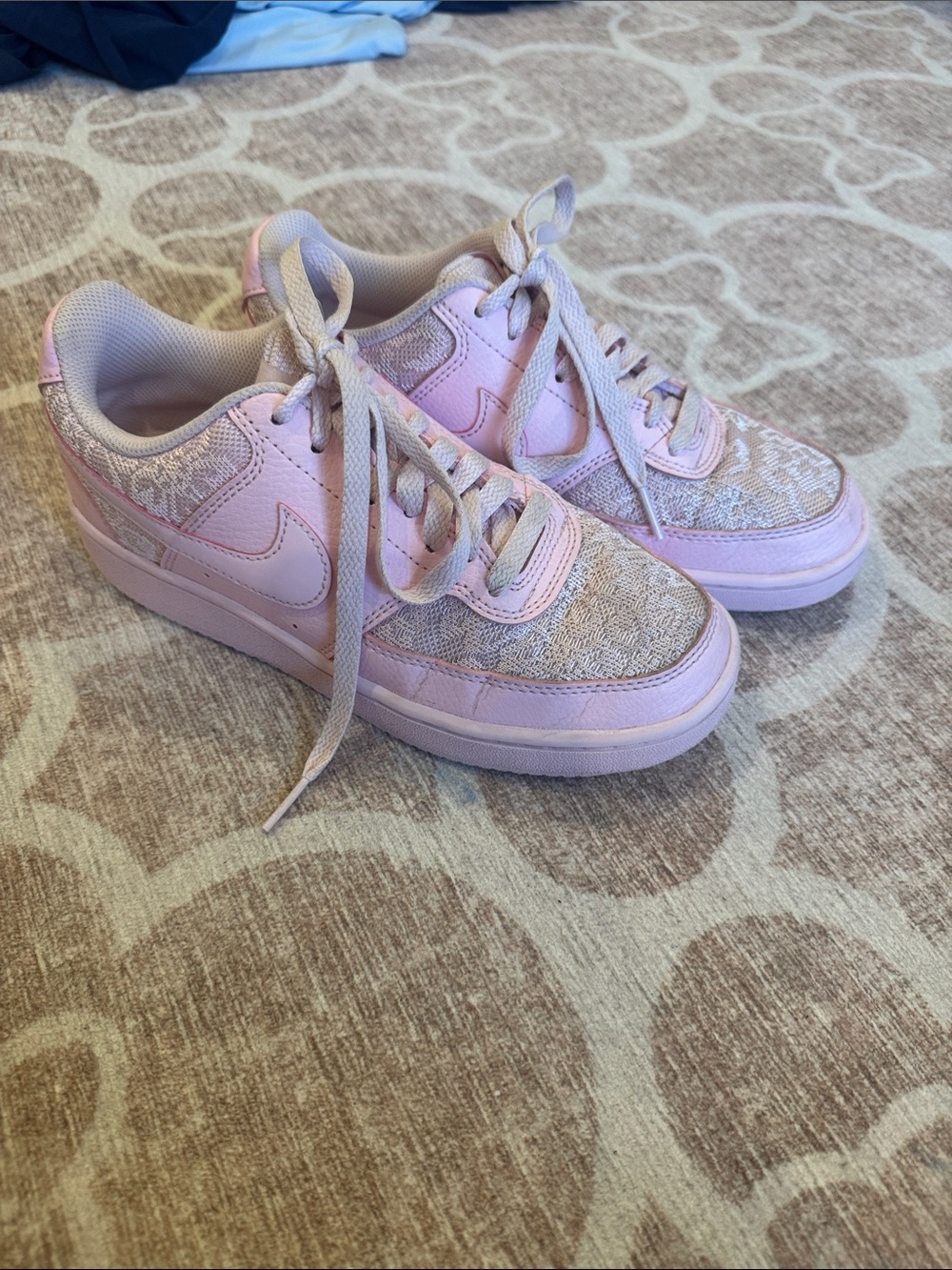 Nike Womens Light Pink lace court vision Low-Top Sneakers size 6